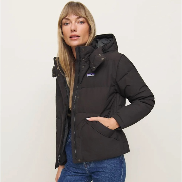 Patagonia Jackets & Blazers - Reformation Patagonia W's Black Downdrift Puffer Jacket